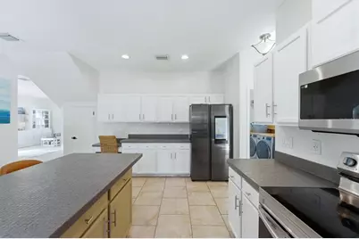 236 15th Avenue SE, Saint Petersburg, FL 33701 - Photo 11