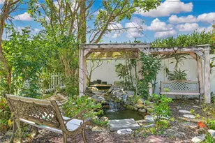 5246 Sunnybrook Ct, Cape Coral, FL 33904 - Photo 33