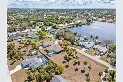 18412 Meyer Avenue, Port Charlotte, FL 33948 - Photo 21