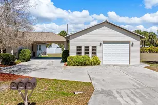 18412 Meyer Ave, Port Charlotte, FL 33948 - Photo 9