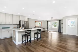 72 Oakland Hills Ct, Rotonda West, FL 33947 - Photo 17