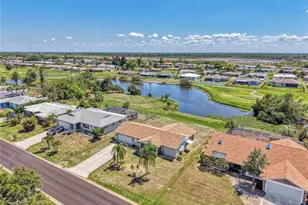 31 Oakland Hills Ct, Rotonda West, FL 33947 - Photo 5