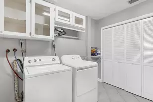 332 Cypress Rd, Venice, FL 34293 - Photo 29