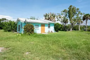 1695 Manor Rd, Englewood, FL 34223 - Photo 23