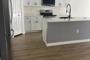 112 Oakwood Ct, Rotonda West, FL 33947 - Photo 7