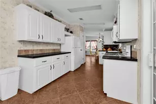 634 Leisure, Venice, FL 34285 - Photo 13