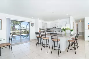 36 Annapolis Ln, Rotonda West, FL 33947 - Photo 11