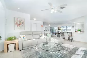 36 Annapolis Ln, Rotonda West, FL 33947 - Photo 9