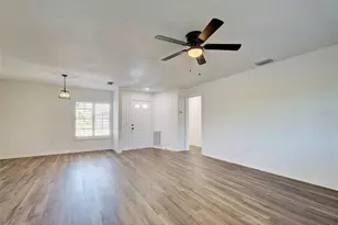 631 Foxwood Blvd, Englewood, FL 34223 - Photo 9