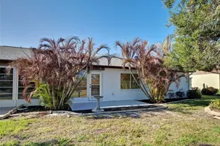 631 Foxwood Blvd, Englewood, FL 34223 - Photo 63