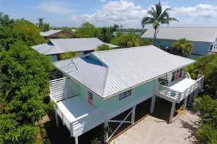 8662 Grand Ave, Placida, FL 33946 - Photo 7