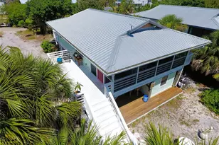 8662 Grand Ave, Placida, FL 33946 - Photo 5