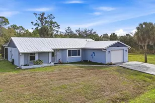 2888 Shabonne Ln, North Port, FL 34286 - Photo 3