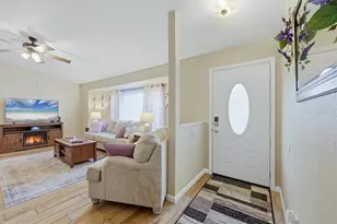 2888 Shabonne Ln, North Port, FL 34286 - Photo 7