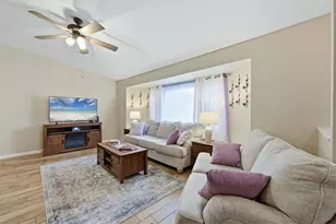 2888 Shabonne Ln, North Port, FL 34286 - Photo 9