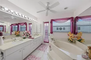 36 Pinehurst Ct, Rotonda West, FL 33947 - Photo 23