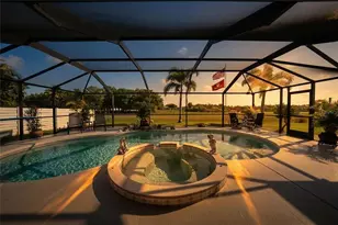 36 Pinehurst Ct, Rotonda West, FL 33947 - Photo 3