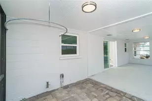 130 Crestview Dr, Englewood, FL 34223 - Photo 33