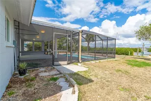 130 Crestview Dr, Englewood, FL 34223 - Photo 37