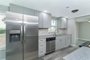 130 Crestview Dr, Englewood, FL 34223 - Photo 13