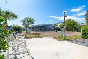 130 Crestview Dr, Englewood, FL 34223 - Photo 45