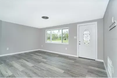 130 Crestview Drive, Englewood, FL 34223 - Photo 5