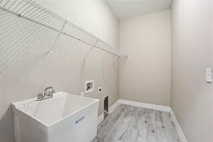 106 Smallwood Rd, Rotonda West, FL 33947 - Photo 31