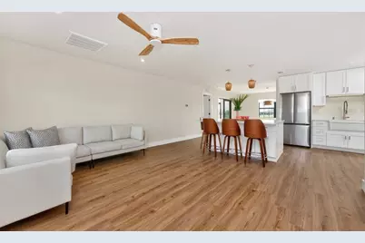 9 Oakland Hills Court, Rotonda West, FL 33947 - Photo 3