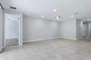 12031 Lovegrass St, Venice, FL 34293 - Photo 7