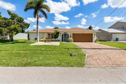 2220 Broad Ranch Drive, Port Charlotte, FL 33948 - Photo 9