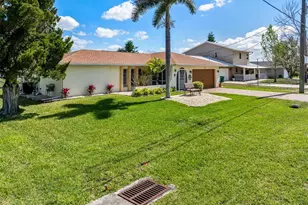 2220 Broad Ranch Dr, Port Charlotte, FL 33948 - Photo 13