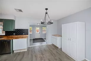 9601 Gulfstream Blvd, Englewood, FL 34224 - Photo 11