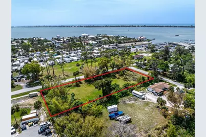 Pineapple Street, Englewood, FL 34223 - Photo 9