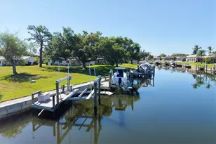 35 Oakwood Dr N, Englewood, FL 34223 - Photo 35
