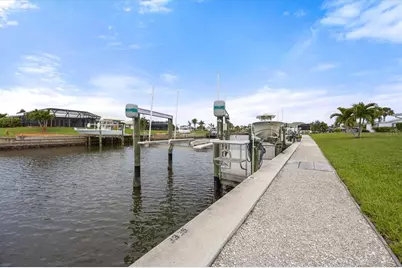 35 Oakwood Drive N #35, Englewood, FL 34223 - Photo 33