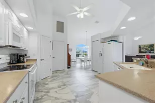 300 Baytree Dr, Rotonda West, FL 33947 - Photo 15