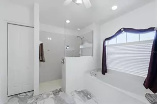 300 Baytree Dr, Rotonda West, FL 33947 - Photo 25