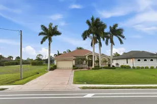185 Rotonda Blvd E, Rotonda West, FL 33947 - Photo 3