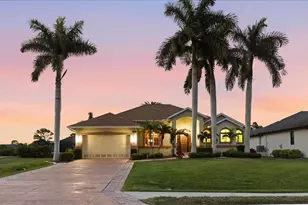 185 Rotonda Blvd E, Rotonda West, FL 33947 - Photo 1