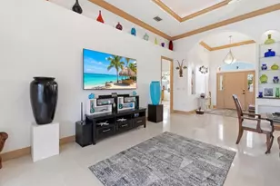 185 Rotonda Blvd E, Rotonda West, FL 33947 - Photo 11