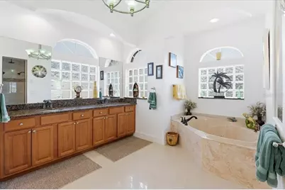 185 Rotonda Boulevard E, Rotonda West, FL 33947 - Photo 29