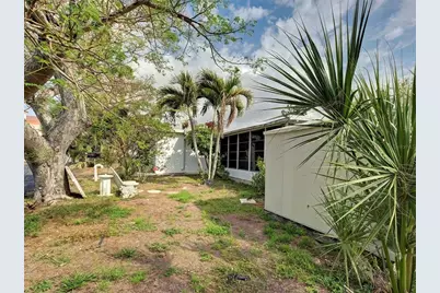 25 Hillcrest Drive, Englewood, FL 34223 - Photo 7