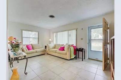 25 Hillcrest Drive, Englewood, FL 34223 - Photo 9