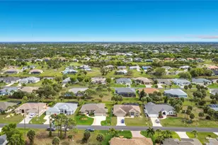 239 Broadmoor Ln, Rotonda West, FL 33947 - Photo 47