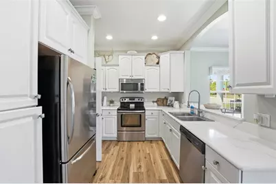 10249 Bay Avenue, Englewood, FL 34224 - Photo 11