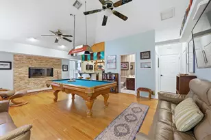 1711 Bayshore Dr, Englewood, FL 34223 - Photo 19