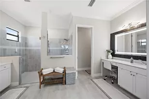 10744 Tarflower Dr, Venice, FL 34293 - Photo 45