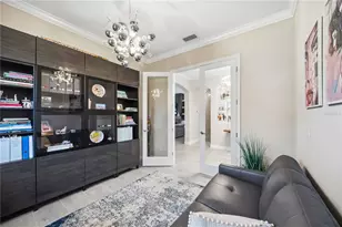 10744 Tarflower Dr, Venice, FL 34293 - Photo 9