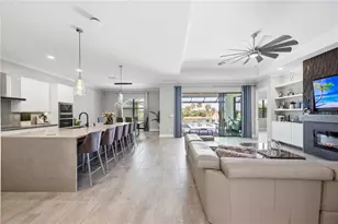 10744 Tarflower Dr, Venice, FL 34293 - Photo 17