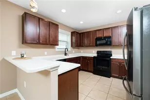 12753 Sagewood Dr, Venice, FL 34293 - Photo 9